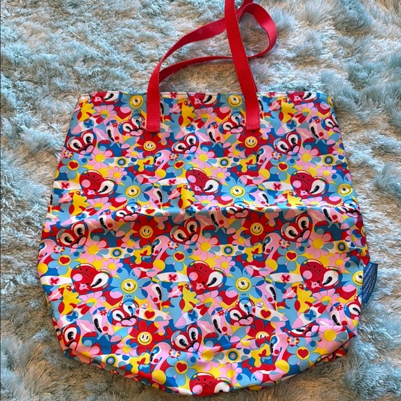 Totes - Picture 5 of 5